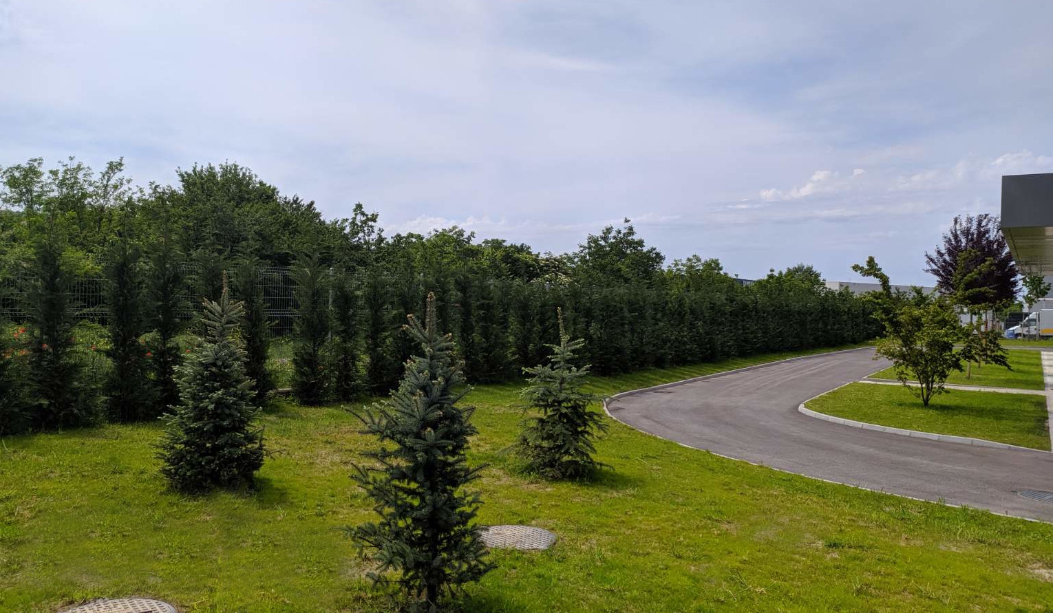 Poslovni prostor Zemun Polje Hortus